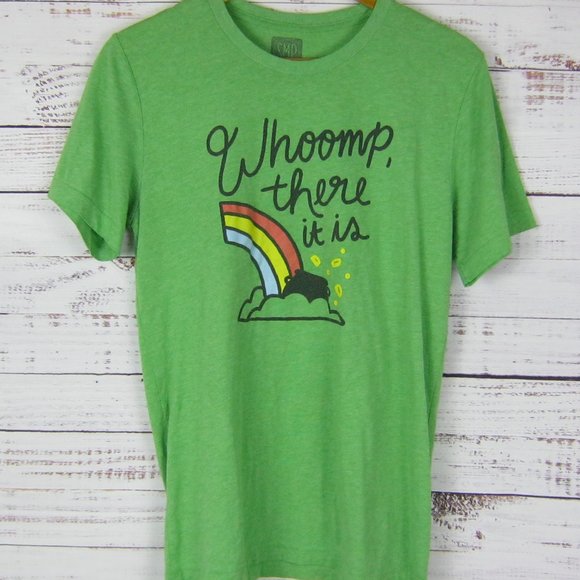 SMP Whoomp There It Is Pot of Gold Rainbow Mens Graphic T Shirt Green M - Picture 1 of 3